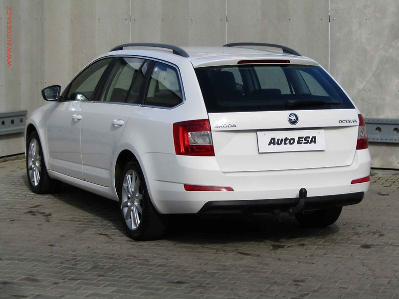 Škoda Octavia (2014) 2.0 TDi, 2.maj, AC, bixen - fotka 6 z 20