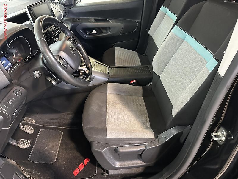 Citroën Berlingo (2020) 1.5HDi MAXi XL 7míst, SHINE - fotka 9 z 22