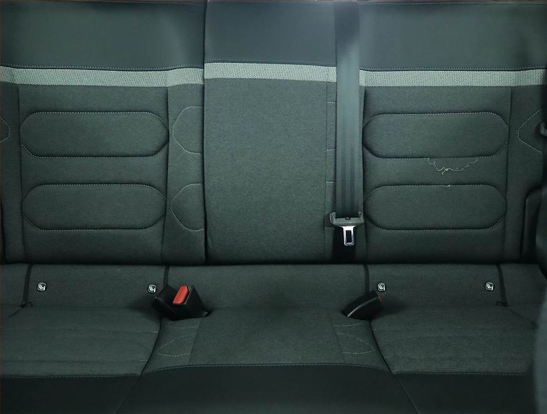 Citroën ë-C4 (2022) Feel Pack 50 kWh, SoH 90% - fotka 10 z 18