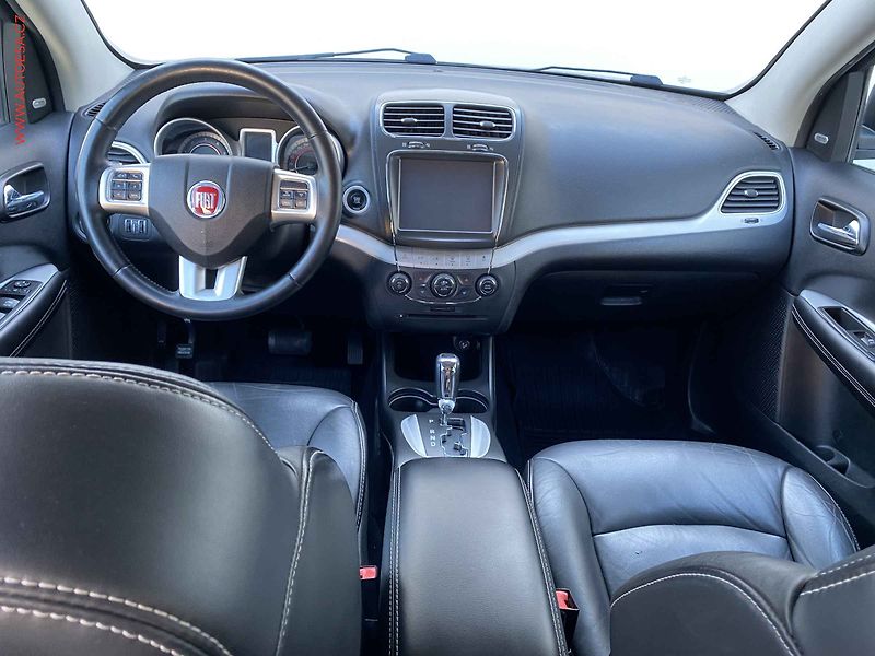 Fiat Freemont (2014) 2.0 JTD AWD, Lounge, AT - fotka 9 z 22