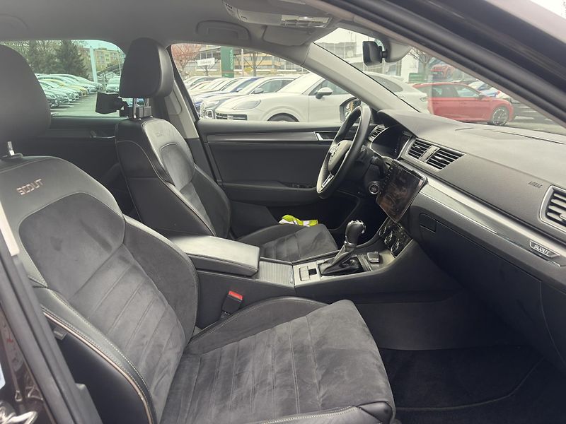 Škoda Superb 2.0TDi Scout DSG 140kW 4x4 - fotka 5 z 21