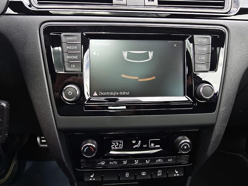 Škoda Rapid 1.2TSI 66KW ! SPORT PANORAMA 1 - fotka 24 z 24