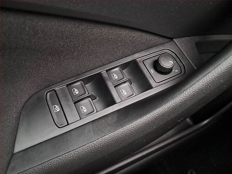 Škoda Scala (2025) Selection 1.0 TSI, ČR,1.maj - fotka 15 z 19