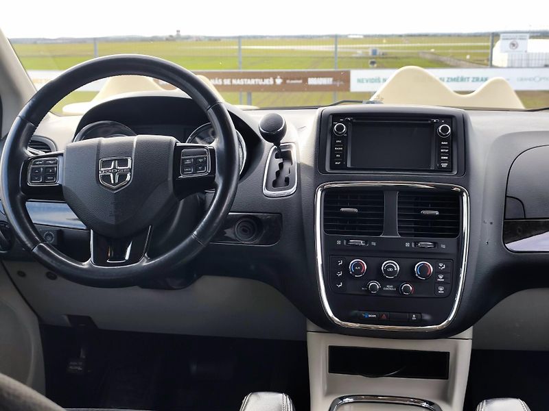 Dodge Grand Caravan (2014)  3.6 s Lpg  - fotka 15 z 29