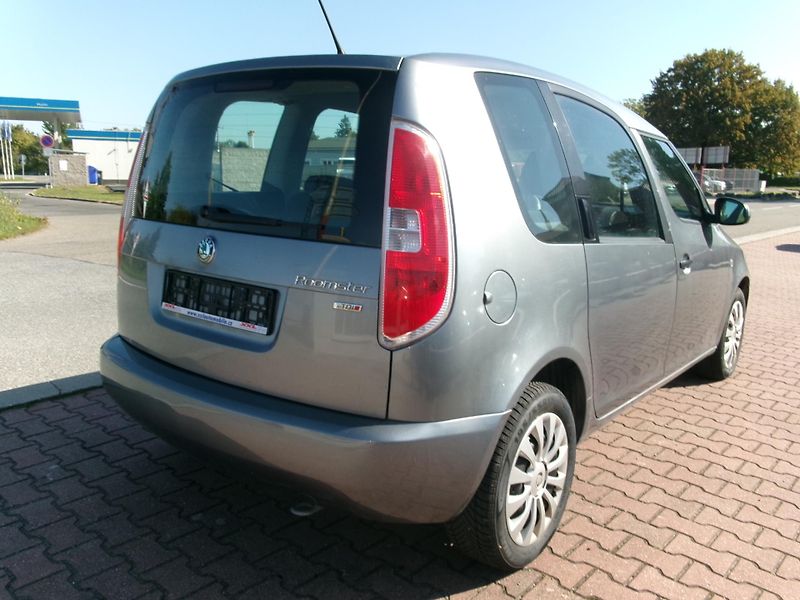 Škoda Roomster 1,6 TDI KLIMA PNEU - fotka 7 z 22