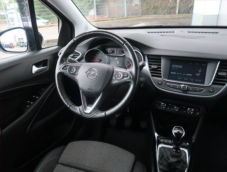 Opel Crossland X (2022) Elite 1.2 Turbo, Serv.kniha - fotka 7 z 21
