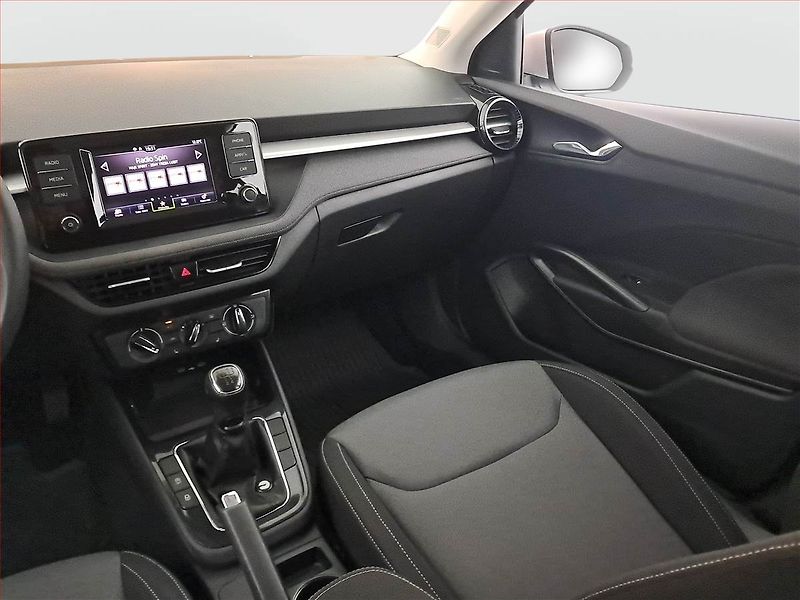 Škoda Fabia (2023) Ambition 1.0 TSI, ČR,1.maj - fotka 8 z 16