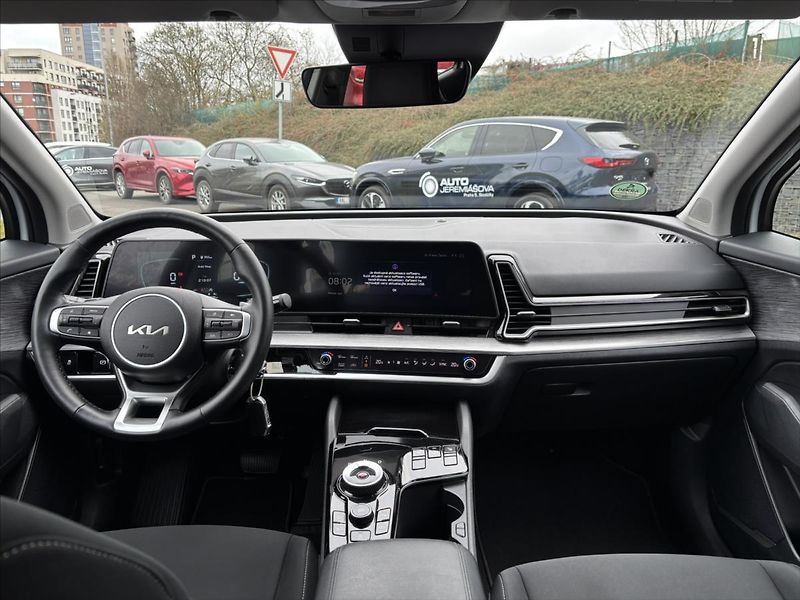 Kia Sportage 1,6 TGDI AT Exclusive ZÁRUKA - fotka 9 z 46
