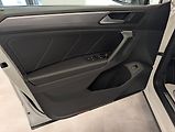 Volkswagen Tiguan 2.0 TDI 4X4 R-LINE - náhled 12