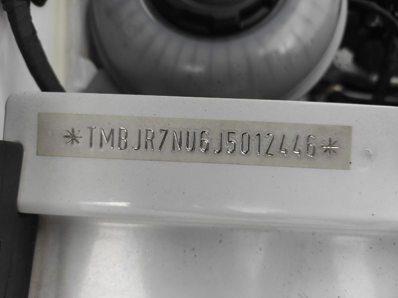 Škoda Karoq 1,5TSi ACT, DSG, STYLE, TZ - fotka 29 z 51