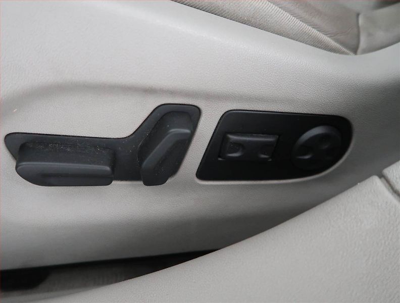 Citroën C5 (2011) 2.0 HDi, po STK, za super cenu - fotka 16 z 19