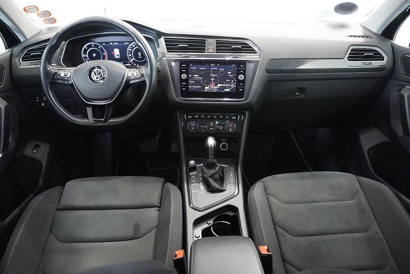 Volkswagen Tiguan 2.0 TDI 110kW DSG7 - fotka 25 z 28