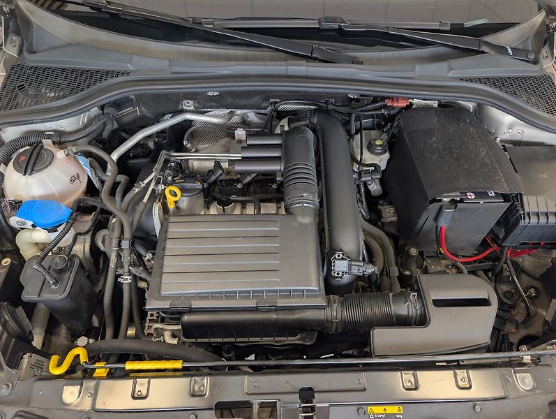 Škoda Yeti 1.4 TSI DRIVE 4x4 DSG - fotka 26 z 28