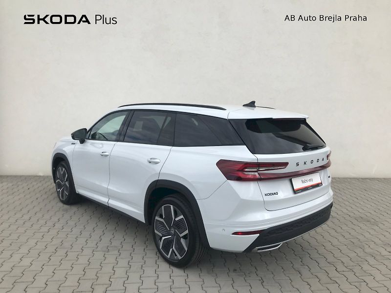 Škoda Kodiaq (2025) SPORTLINE 4X4 TD 142/2.0 A7A - fotka 16 z 28