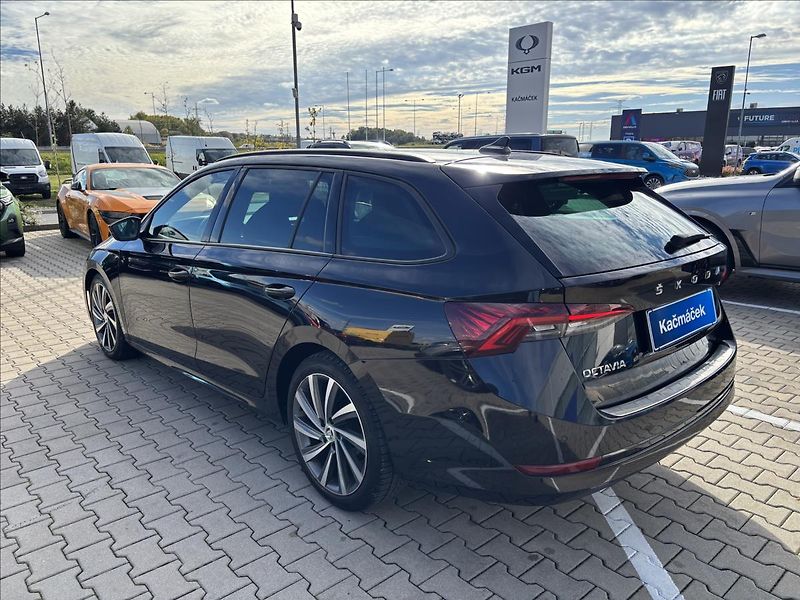 Škoda Octavia 2,0 TDI 110kW Style - fotka 3 z 48