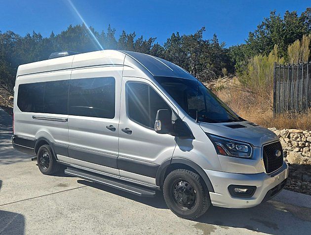 Campervan od firmy Road Dog Vans je přizpůsobený pro cestování se psy., zdroj: se svolením Road Dog Vans