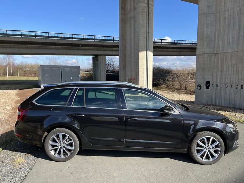 Škoda Octavia (2020) 2.0TDI STYLE NAVI KAMERA VÝHŘE - fotka 13 z 42