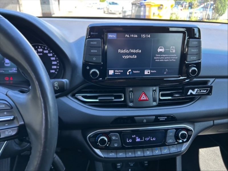 Hyundai i30 1,5 T-GDI Smart 5d - fotka 10 z 11