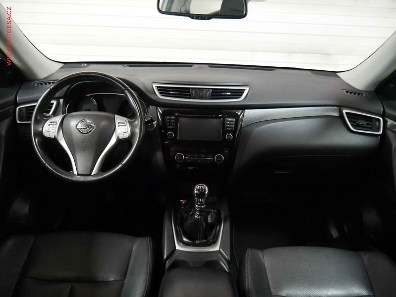 Nissan X-Trail (2016) 1.6DCi 4x4, ČR, servis.kniha - fotka 8 z 22