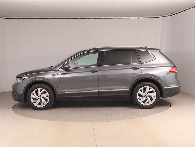 Volkswagen Tiguan Allspace (2022) Elegance 2.0 TDI - fotka 3 z 23