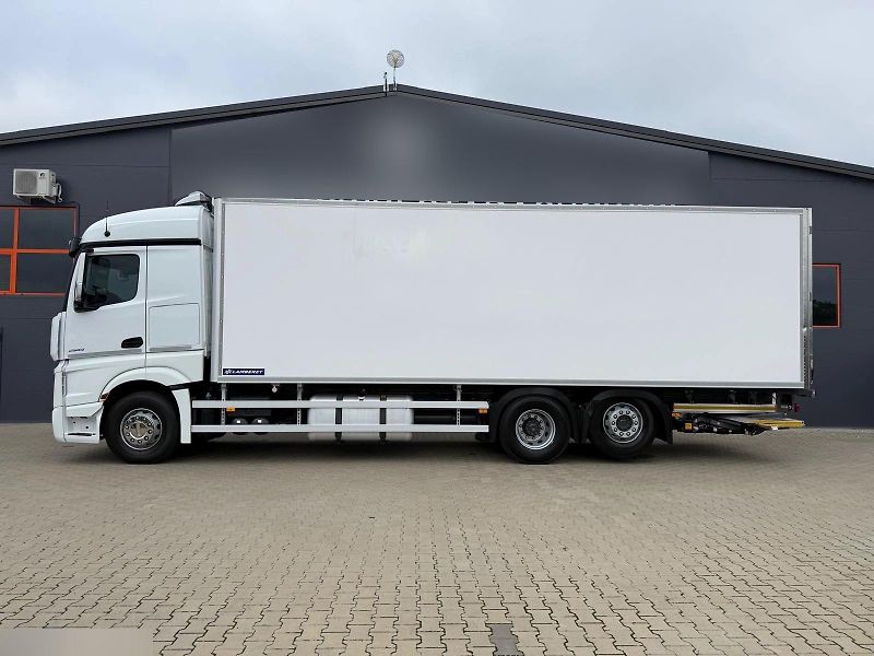 Mercedes-Benz Actros (2021) 2545 6x2 chlaďák EURO 6 - fotka 2 z 23