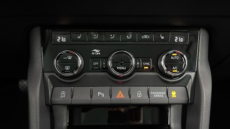Škoda Karoq 2.0 TDI DSG Style - fotka 13 z 28