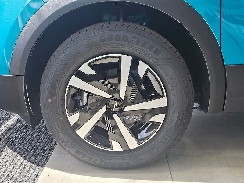 Opel Mokka HIT Edition 1.2TURBO 130k EAT8 - fotka 5 z 10