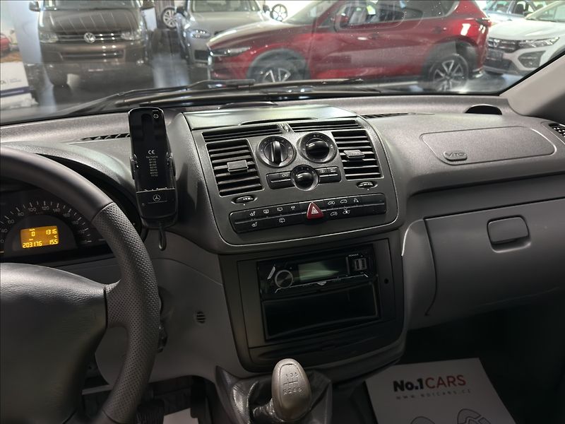 Mercedes-Benz Vito 2,2   CDI ČIDLA TAŽNÉ 6 MÍST - fotka 10 z 26