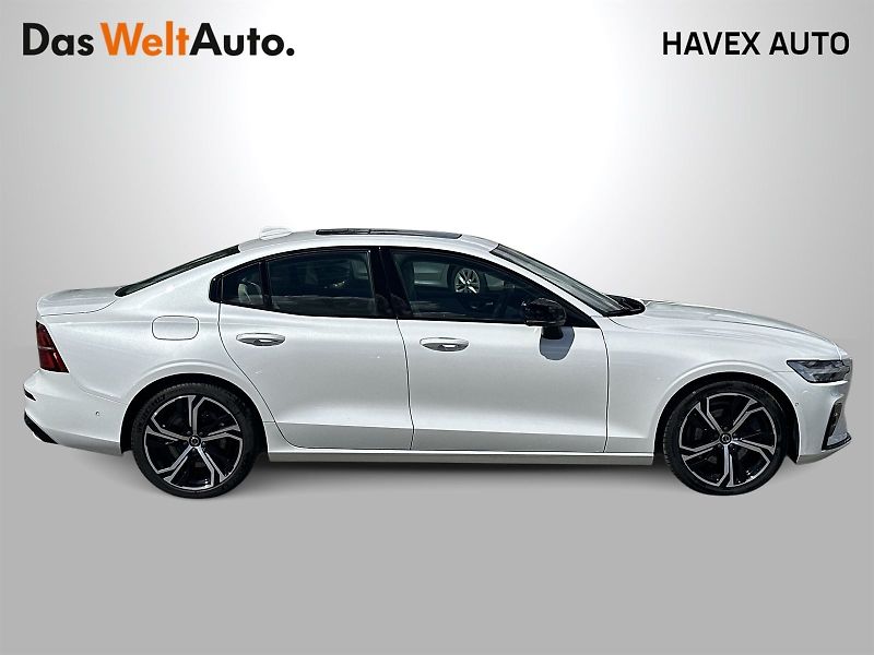 Volvo S60 (2023) B5 AWD Automat Ultimate Dark - fotka 31 z 31