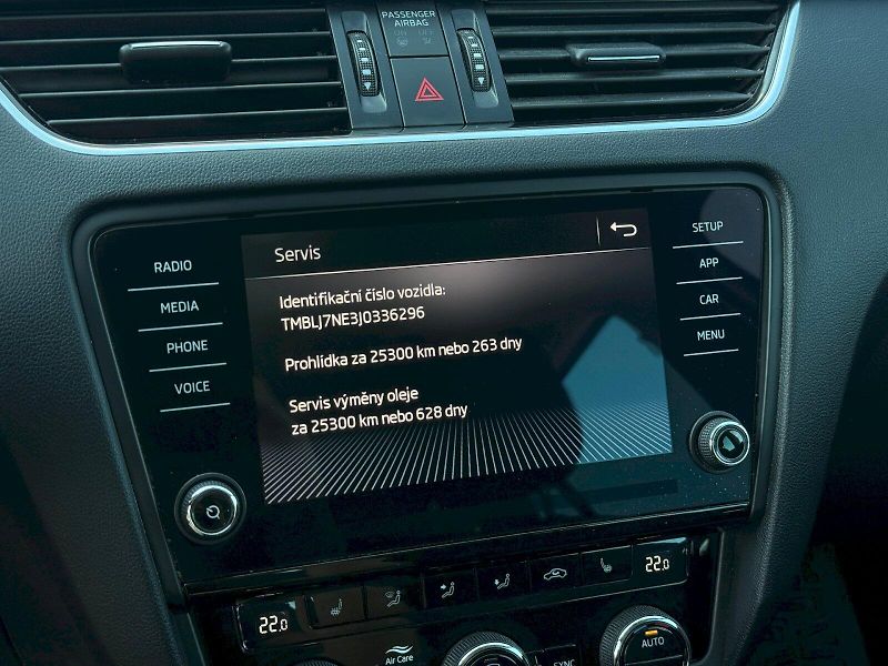 Škoda Octavia (2018) Combi 2.0 TDI 110 kW 4x4 Style - fotka 18 z 23