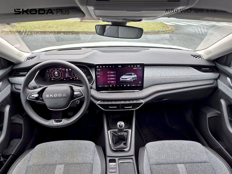 Škoda Octavia (2025) Top Selection 1.5TSi 110kW 6°m - fotka 5 z 30