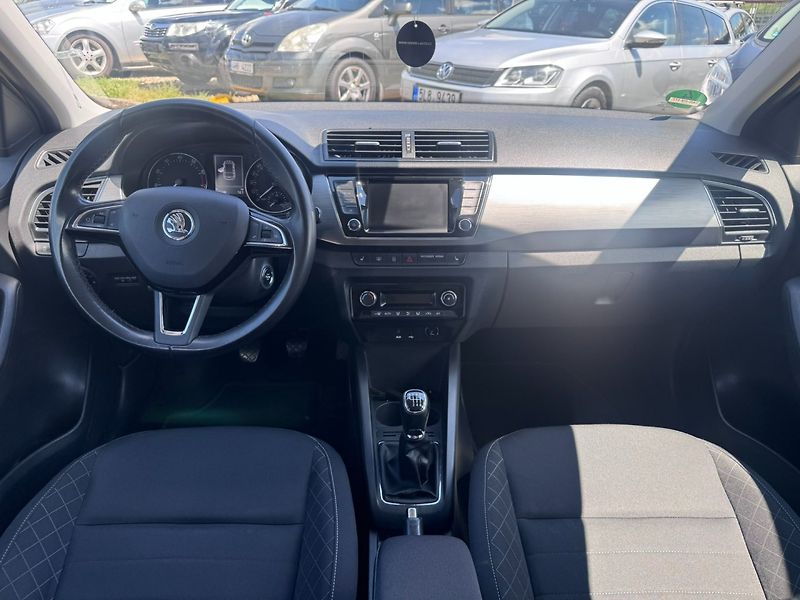 Škoda Fabia (2015) 1,2 TSI 81 KW 2. MAJ KILOMETRY - fotka 21 z 50