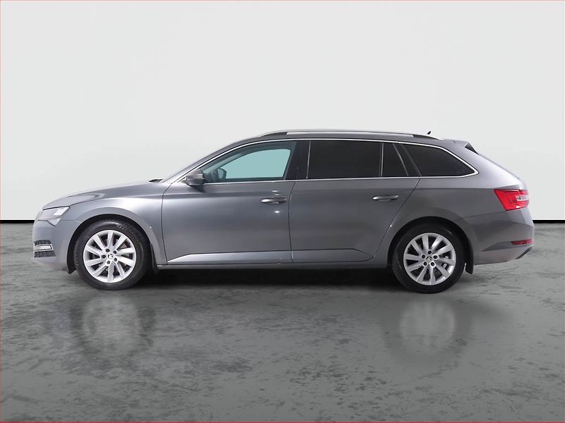 Škoda Superb (2022) Style 2.0 TDI, Automat - fotka 3 z 21