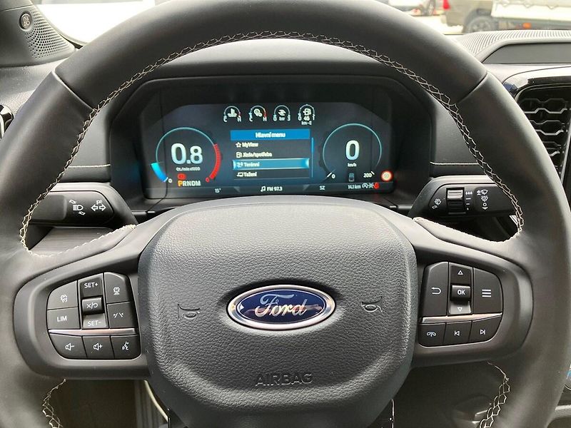 Ford Ranger (2026) Platinum, Dvojkabina, 3.0 EcoB - fotka 12 z 37