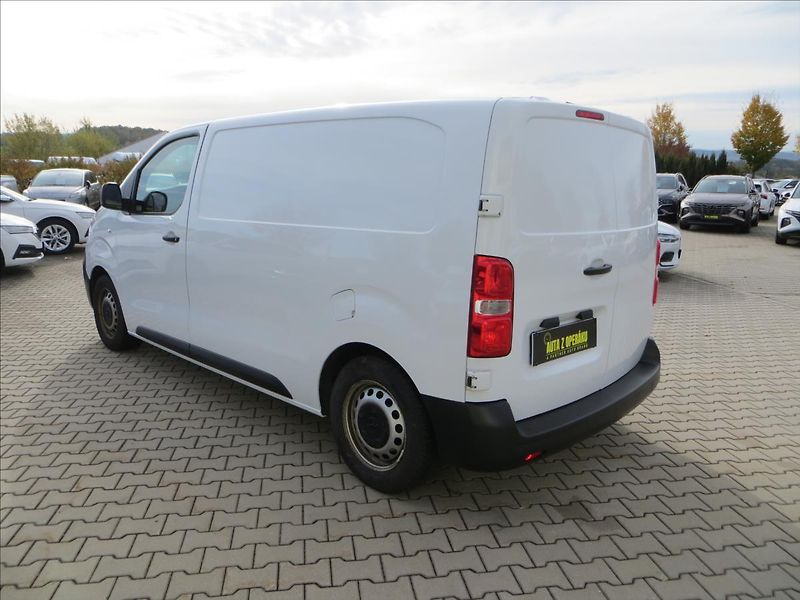 Opel Vivaro 1,5 CDTI 88kw Van L1 - fotka 5 z 18