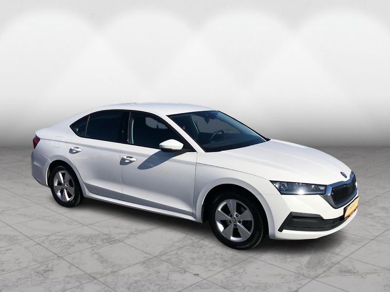 Škoda Octavia 2.0 TDI Ambition - fotka 6 z 28
