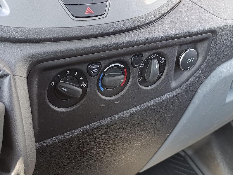 Ford Transit 2.0TDCI SKLÁPĚČ  - fotka 16 z 19