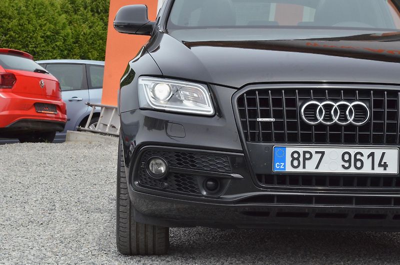 Audi Q5 (2015) 2.0 TDi 140kW Quattro S-LINE - fotka 9 z 45