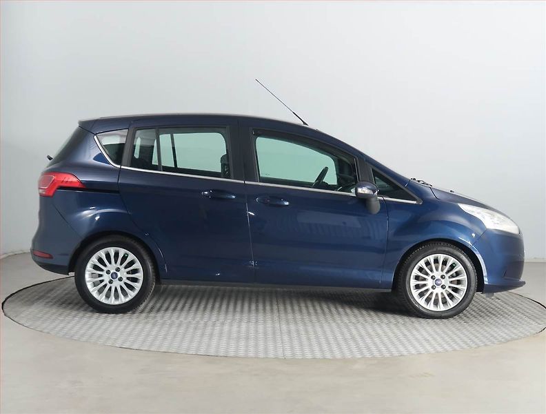 Ford B-MAX (2013) Trend 1.6 TDCi, nová STK - fotka 6 z 18