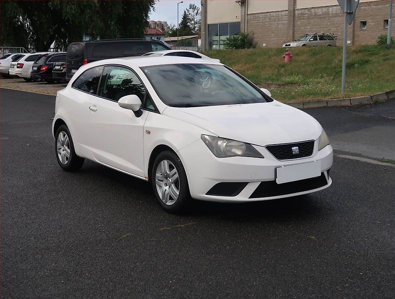 Seat Ibiza (2012) 1.2 12V, nová STK, zamluveno - fotka 1 z 15