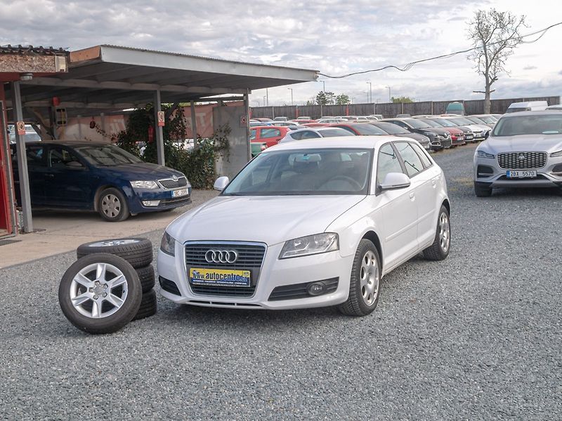 Audi A3 (2009) 1.4TSI 92KW – 2x KOLA - fotka 1 z 39
