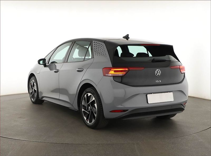 Volkswagen ID.3 (2021) Pro Perf. (62 kWh), SoH 89% - fotka 4 z 21