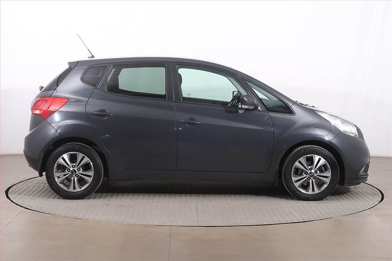 Kia Venga (2019) 1.6 CVVT, Serv.kniha, Kůže - fotka 6 z 20