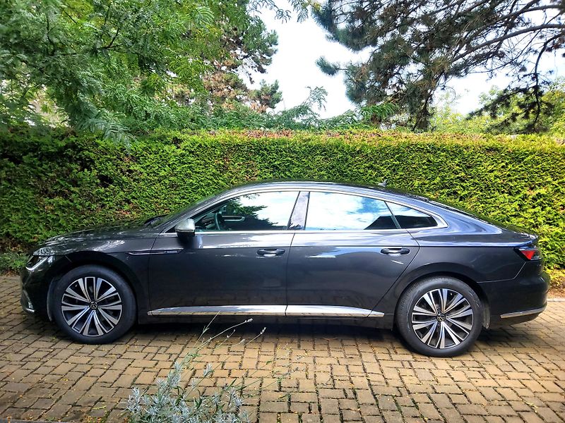 Volkswagen Arteon (2023) 2.0TDI DSG 1maj ČR Elegance - fotka 3 z 23