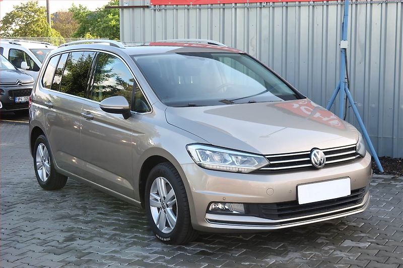 Volkswagen Touran (2017) 2.0 TDI, Automat, Serv.kniha - fotografie inzerátu