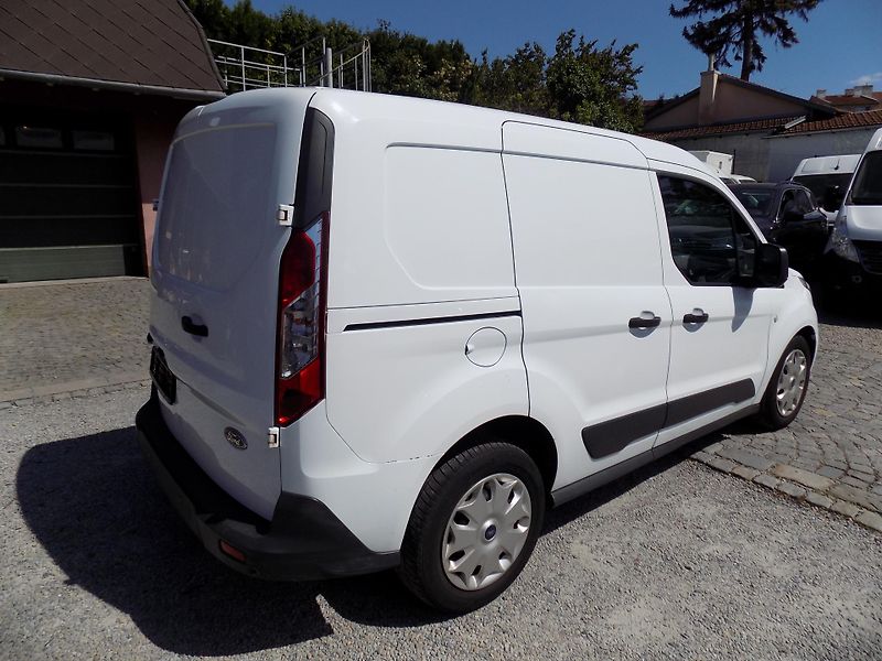 Ford Transit Connect 1,5 TDCI 88 KW KLIMA ČR!!! - fotka 11 z 44