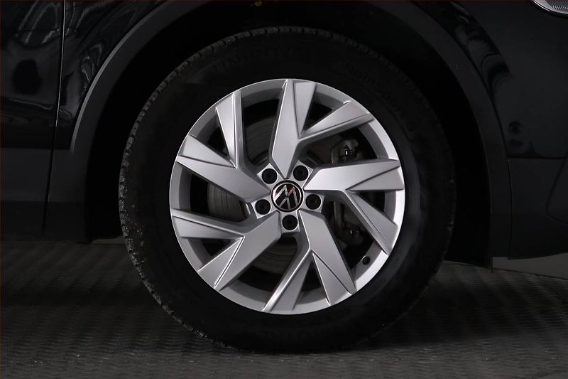 Volkswagen Tiguan Allspace (2022) 2.0 TDI - fotka 15 z 34
