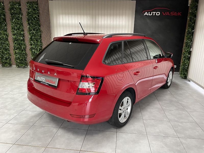 Škoda Fabia 1.0 TSi ČR CEBIA  - fotka 12 z 30