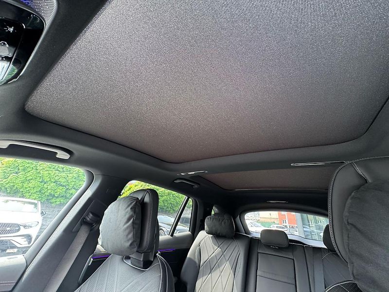 Mercedes-Benz EQS (2024) 500 4MATIC Electric Art - fotka 29 z 39