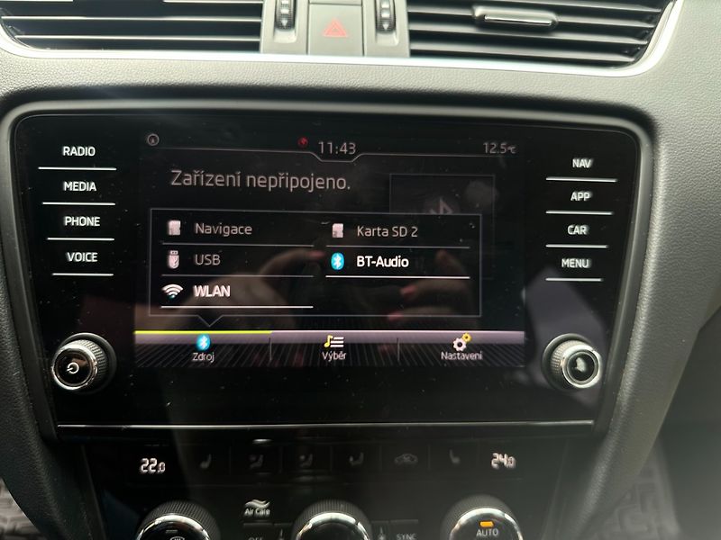 Škoda Octavia (2019) 1.5 TSi 110KW/1MAJ/ČR/Výhřev - fotka 38 z 40